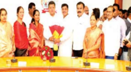 अभिषेक बारणे स्थायी समिति के अध्यक्ष